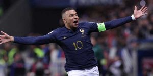 تغطية وأخبار إصابة مبابي تقلق ديشامب قبل اليورو - كورة جول
