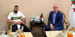 تغطية وأخبار كريم بنزيمة يزور أصوله في الجزائر - كورة جول