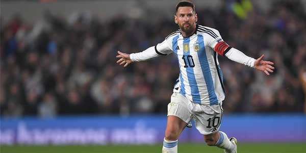 تغطية وأخبار ميسي يحسم جدل إعتزاله الدولي - كورة جول