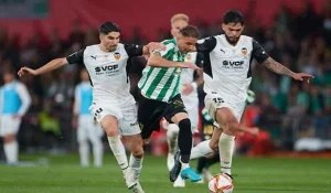 تغطية وأخبار موعد مباراة فالنسيا و ريال بيتيس في الدوري الإسباني 2024-2025 والقنوات الناقلة - كورة جول